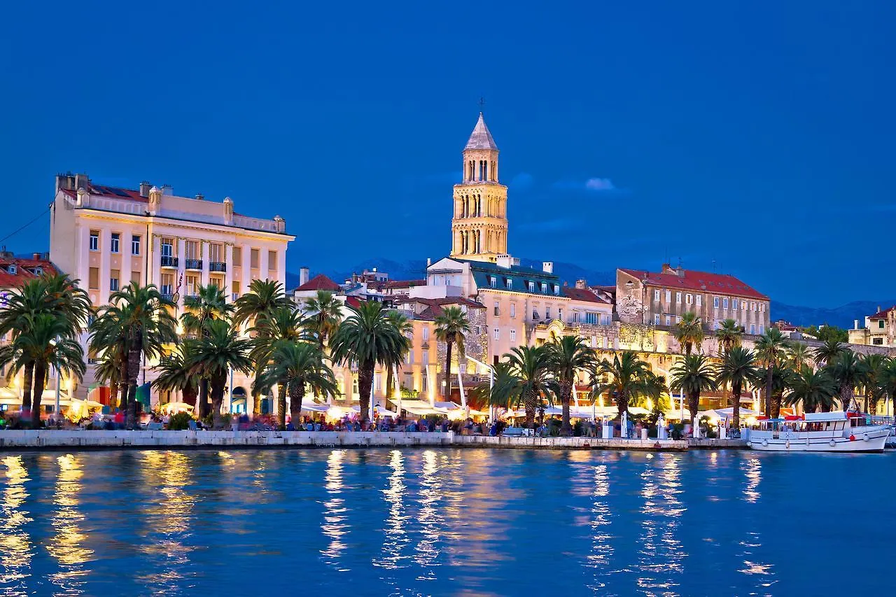 A Quiet Apartment With Balcony In Split Croatia